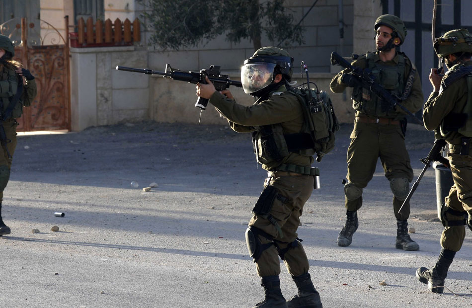 إصابة فلسطيني بالرصاص المطاطي في الوجه خلال المواجهات مع الاحتلال الإسرائيلي