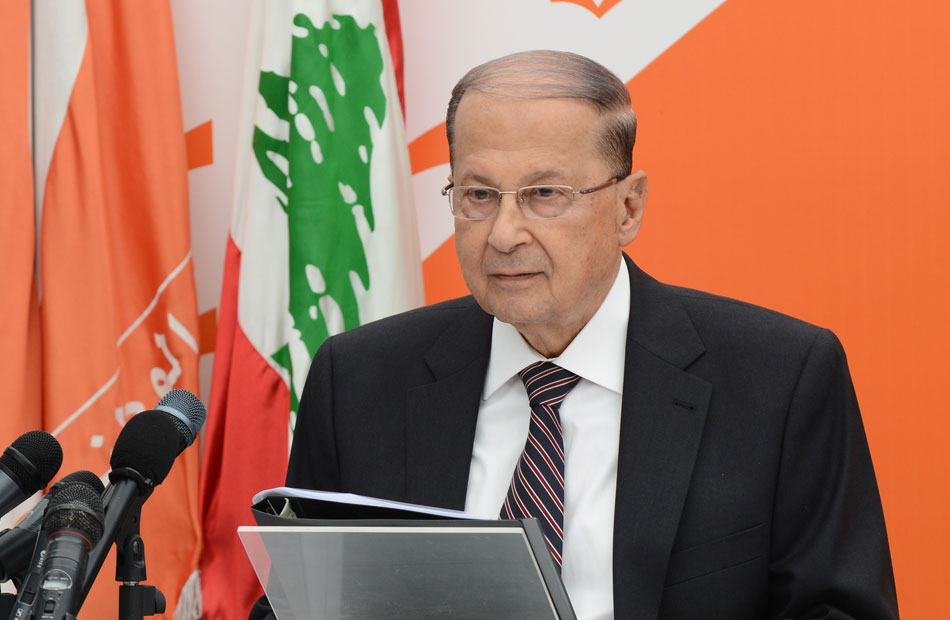 الرئيس اللبناني يطلب من خارجية بلاده متابعة تسرب النفط من إسرائيل