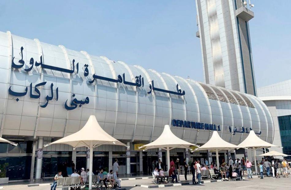 وصول أولى الرحلات الجوية للخطوط القطرية لمطار القاهرة قادمة من الدوحة