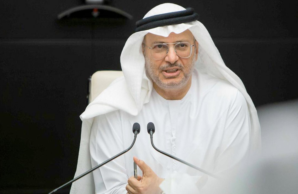 وزير الخارجية الإماراتي نحن أمام قمة تاريخية نعيد من خلالها اللحمة الخليجية