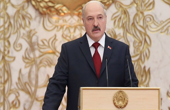 الرئيس البيلاروسي يقرر وضع دستور جديد لبلاده