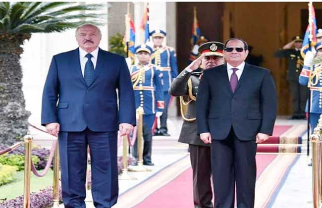 الرئيس السيسي يصطحب نظيره البيلاروسي في جولة تفقدية بالعاصمة الإدارية الجديدة