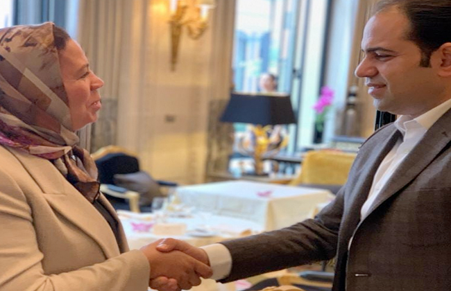 الأمين العام للجنة العليا للأخوة الإنسانية يلتقي رئيسة عماد للشباب والسلام بباريس    