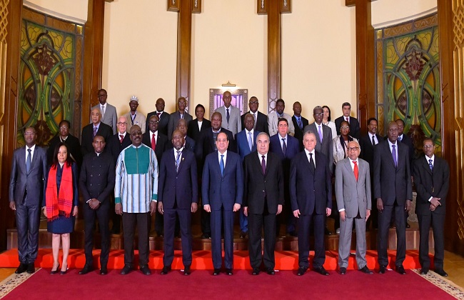 الرئيس السيسي يستقبل رؤساء المحاكم الدستورية والعليا الأفارقة | صور 