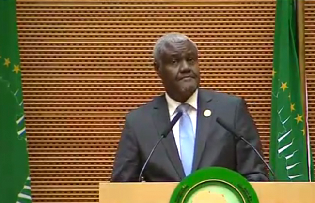 رئيس مفوضية الاتحاد الإفريقي يدعو إلى الهدوء والامتناع عن أعمال العنف في إثيوبيا