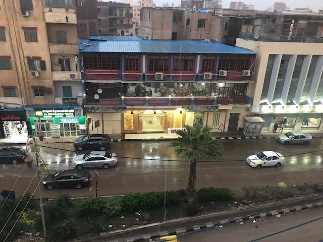 أمطار عزيرة على مدينة كفرالشيخ