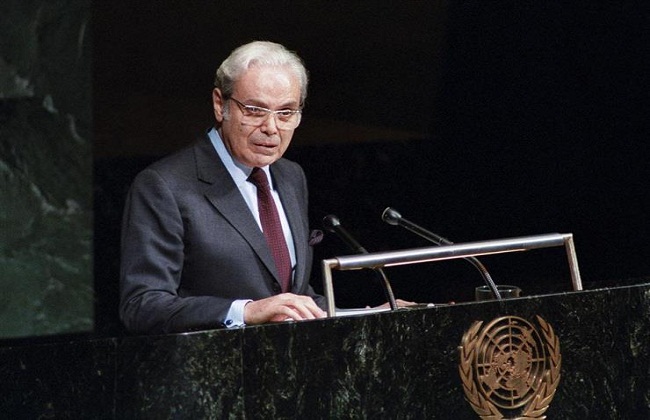 وفاة الأمين العام السابق للأمم المتحدة خافيير بيريز دي كوييار عن عمر ناهز  عام