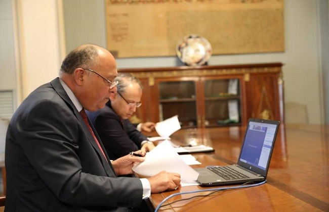 وزير الخارجية يشارك في اجتماع خماسي حول آخر تطورات منطقة شرق المتوسط | صور