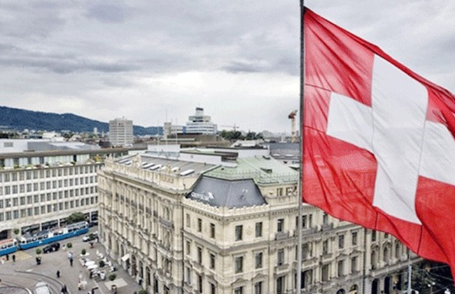 سويسرا ترفض إعادة تصدير أسلحتها إلى أوكرانيا