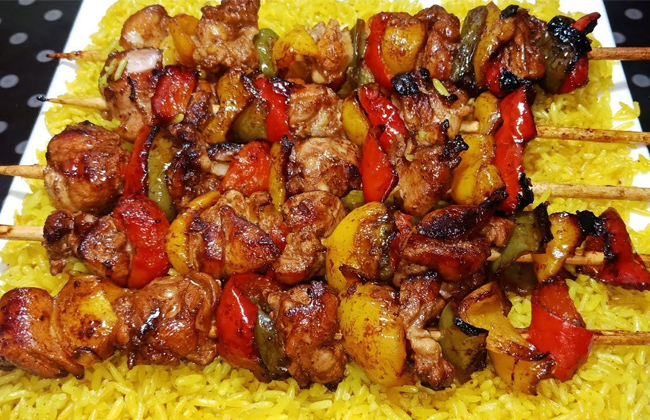 طريقة عمل الشيش طاووق والثومية مثل المطاعم الشهيرة - بوابة الأهرام