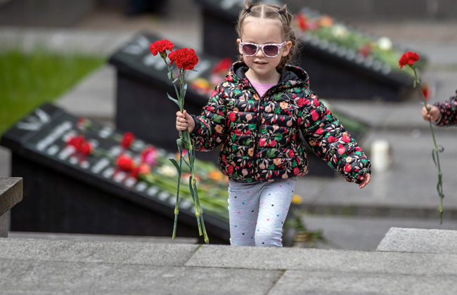 عيد الأم غدا في بعض الدول تجارة الزهور تنتعش رغم كورونا
