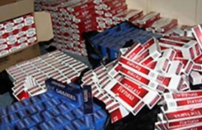 ضبط أكثر من 1300 علبة سجائر «بدون فواتير» للاتجار بها في السوق السوداء بالساحل