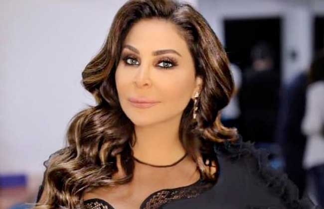 إليسا تكشف تفاصيل ألبومها الجديد