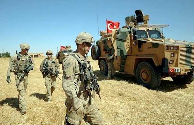 تركيا تعترف بأن القصف الذي استهدف قاعدة الوطية بليبيا دمر أنظمتها الدفاعية