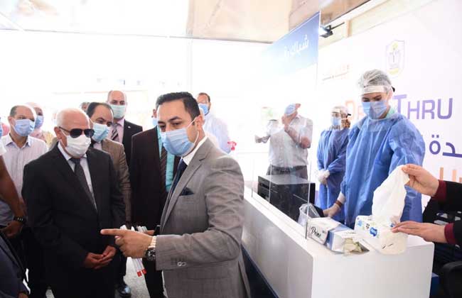 محافظ بورسعيد يفتتح أحدث وحدة لتحاليل فيروس كورونا | صور