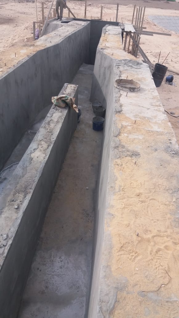 أعمال مشروع الصرف الصحي بقرية إدفا بسوهاج