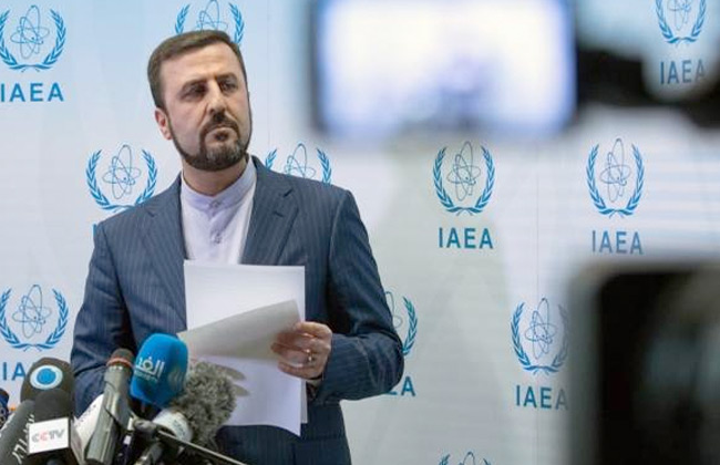 مسئول إيراني لا علاقة لزيارة رئيس وكالة الطاقة الذرية بالطلب الأمريكي لإعادة العقوبات
