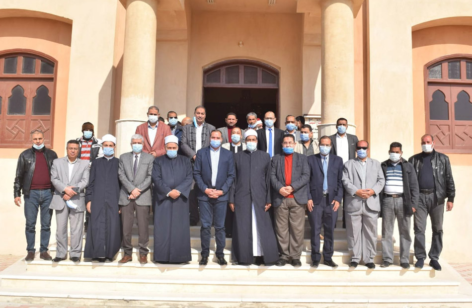 رئيس جامعة سوهاج يفتتح مسجد الدكتور صلاح أبوزيد وسط إجراءات احترازية |صور 