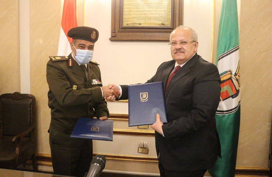 القوات المسلحة توقع بروتوكول تعاون مع جامعة القاهرة في مجال تطوير البحث العلمي