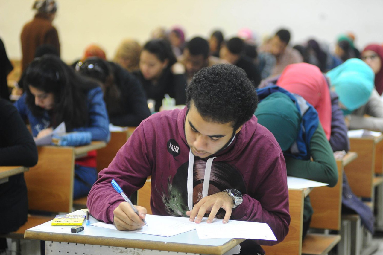 مصادر بالتعليم لـبوابة الأهرام امتحانات الثانوية العامة  يونيو وتأجيلها في حالة واحدة