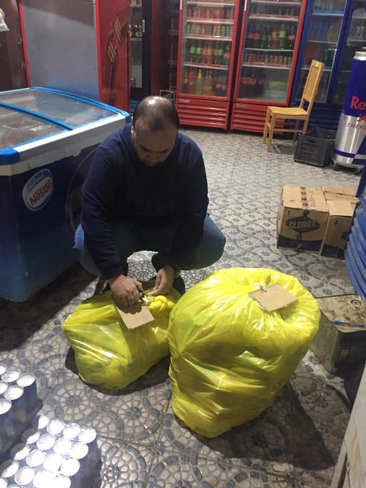 اغذية ومشروبات فاسدة خلال حملة مكبره بمدينة دهب