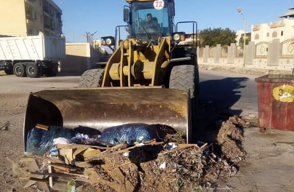 رفع  طن من المخلفات فى حملة نظافة بمدينة الغردقة | صور