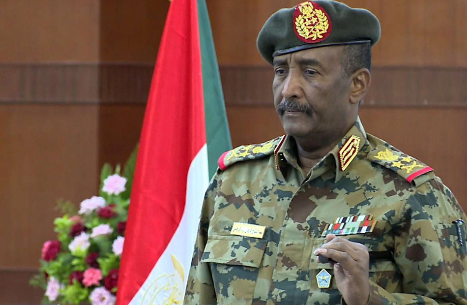 البرهان يؤكد تطلع وحرص السودان على تفعيل المشروعات المشتركة مع مصر