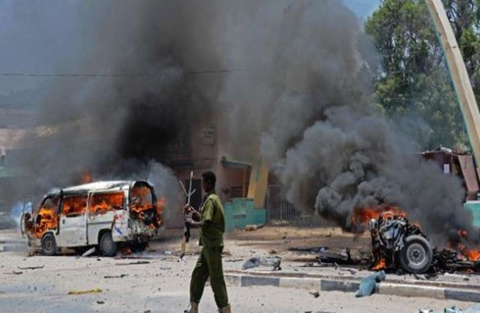 رويترز سماع دوي انفجار ضخم في العاصمة الصومالية مقديشو