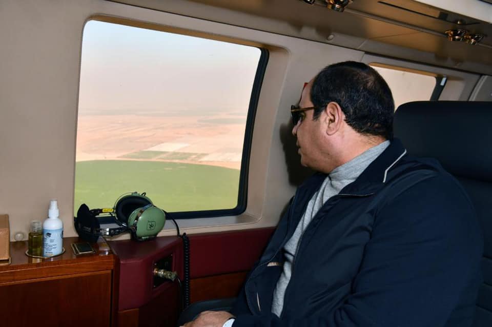الرئيس السيسي يتفقد مشروع مستقبل مصر للإنتاج الزراعي 