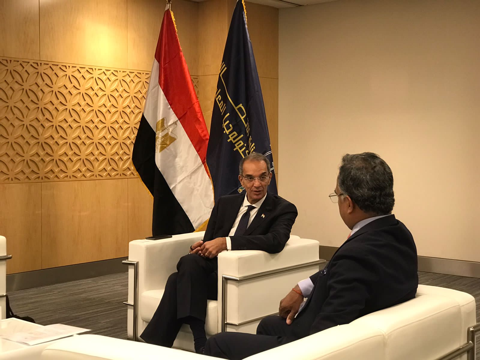 وزير الاتصالات يبحث مع كبرى شركات التعهيد وتكنولوجيا المعلومات الهندية الاستثمار في مصر