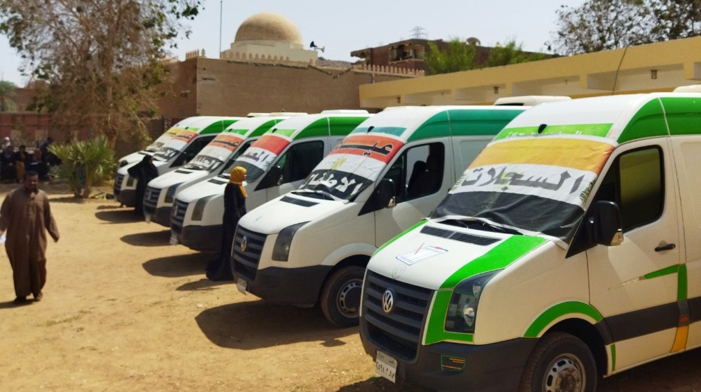 إطلاق 89 قافلة طبية مجانية بالمحافظات ضمن مبادرة "حياة كريمة".. بدءًا من  اليوم - بوابة الأهرام