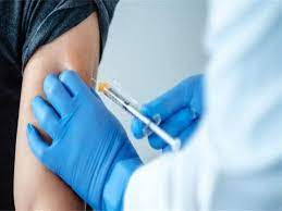 الجرعة الرابعة للقاح كورونا الأمل الجديد لإنهاء الجائحة وهذه الفئة المستهدفة للتطعيم
