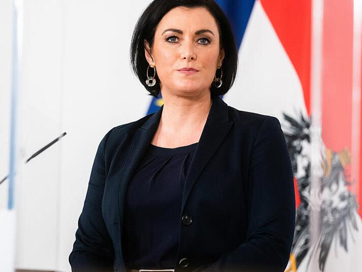 وزيرة نمساوية: إسقاط الحكومة ينشر الفوضى ويهدد استقرار البلاد - بوابة  الأهرام
