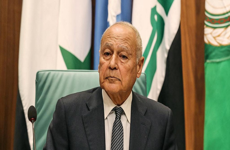 أبوالغيط يبحث هاتفيًا مع وزير الخارجية الجزائري آفاق تعزيز العمل العربي المشترك