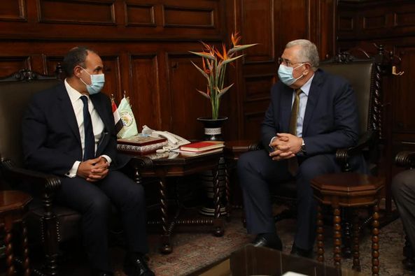 وزير الزراعة يلتقي مساعد وزير الخارجية في مستهل عمله سفيرا لمصر في بروكسل
