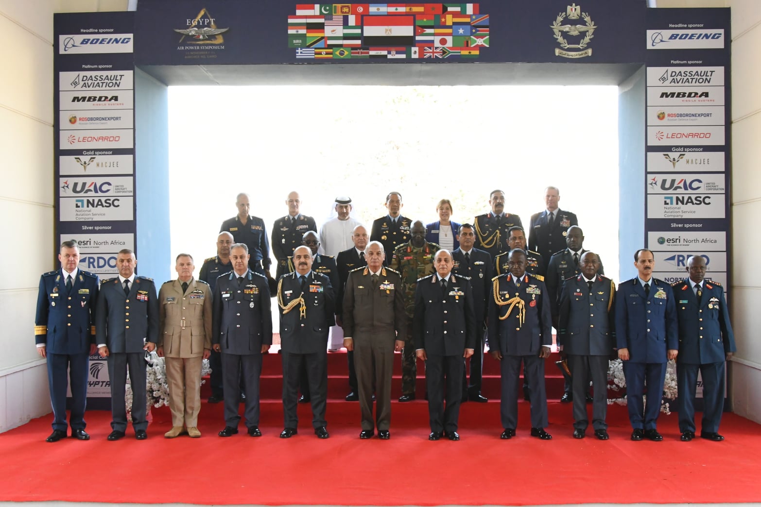 وزير الدفاع يشهد فعاليات المنتدى الدولي الأول للقوات الجوية تحت عنوان ;التحديات الناشئة;