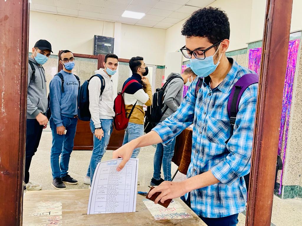 العملية الانتخابية للجولة الأولى لانتخابات اتحادات الطلاب