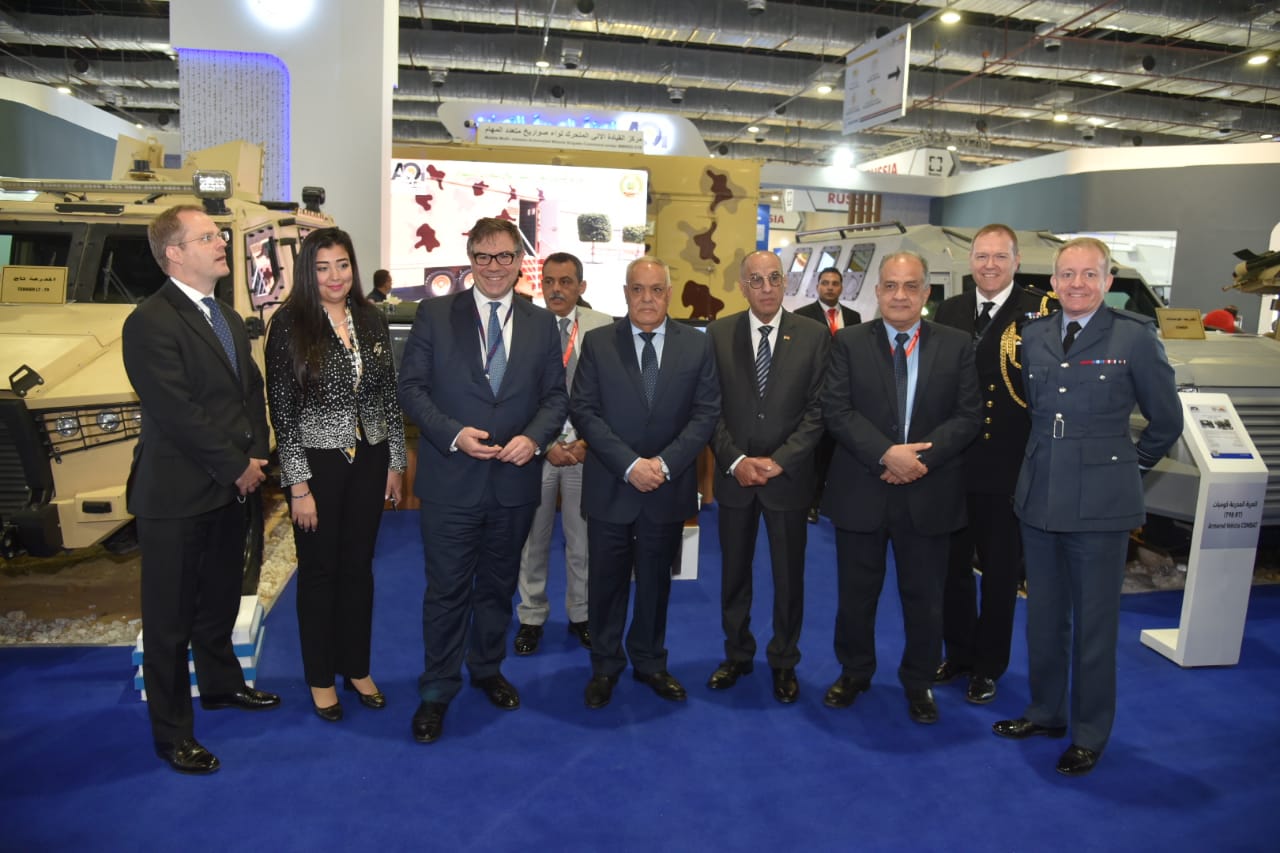 لقاء رئيس العربية للتصنيع ووزير الدولة البريطاني للمشتريات الدفاعية  