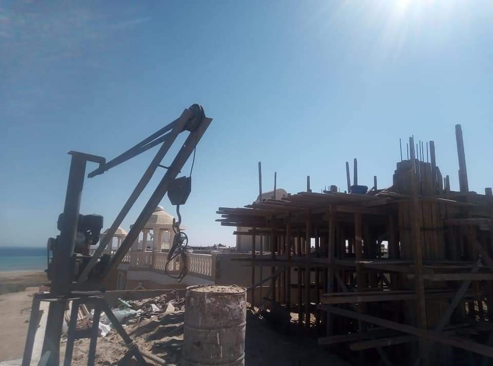 إيقاف حالات بناء مخالفة ومصادرة المعدات في طنطا
