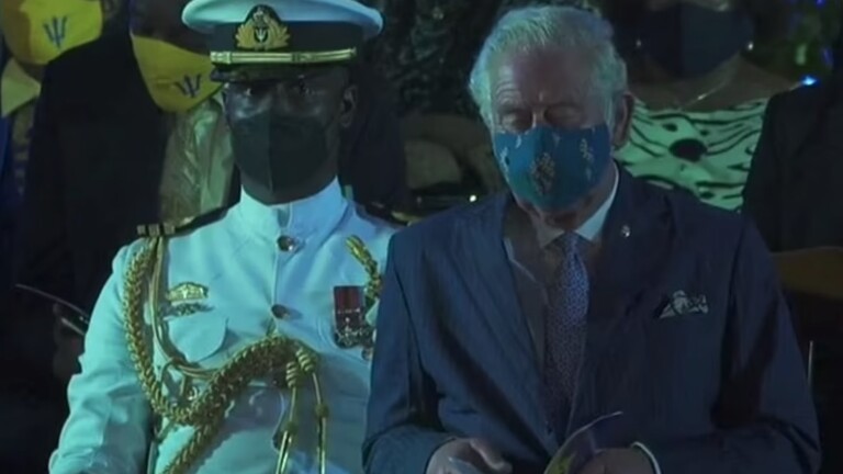 الأمير تشارلز يغفو خلال الإعلان عن جمهورية باربادوس