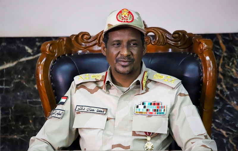 نائب رئيس مجلس السيادة السوداني يؤكد ضرورة فرض هيبة الدولة