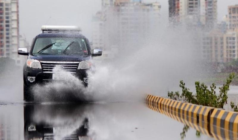 تعليمات مهمة من المرور لقيادة آمنة أثناء سقوط الأمطار