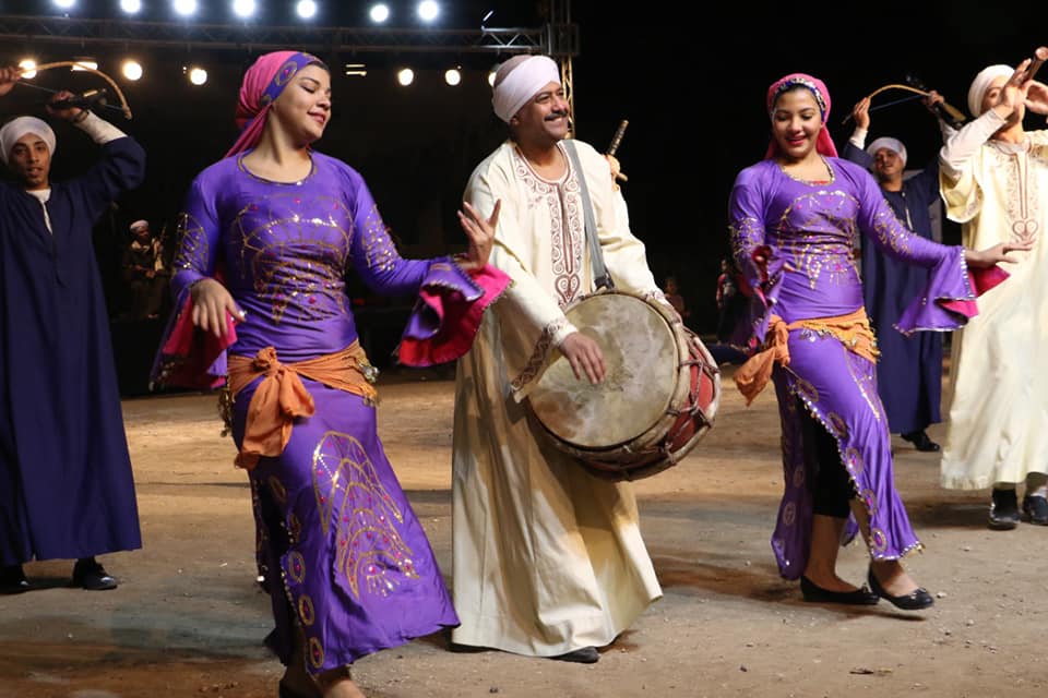الفلكلور الصعيدي يتألق في المهرجان القومي للتحطيب بـ«قرية حسن فتحي» | صور -  بوابة الأهرام