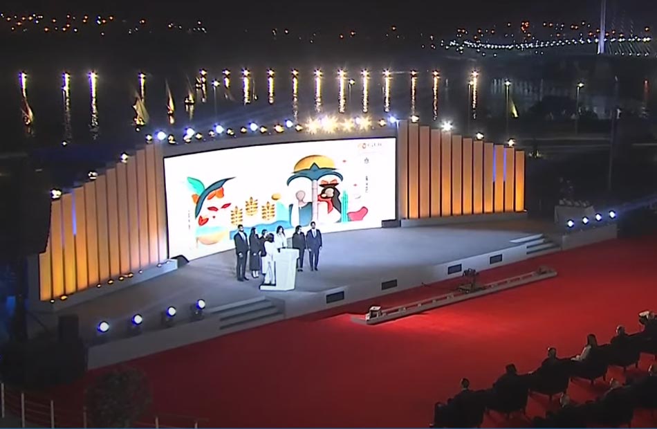 الرئيس السيسي يشاهد عرضًا للهوية البصرية لمحافظة أسوان خلال حفل ;أسبوع الصعيد;