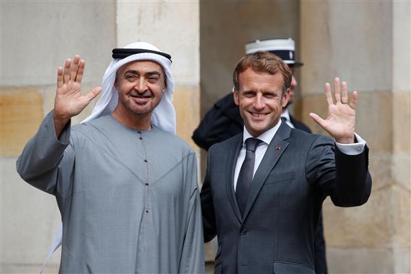 الإمارات وفرنسا توقعان اتفاقات عسكرية واستثمارية وتؤكدان حرصهما على تعزيز السلام