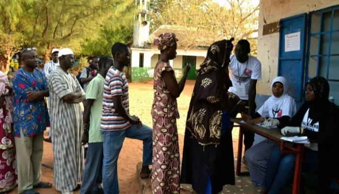 المعارضة في جامبيا ترفض النتائج الأولية لانتخابات الرئاسة