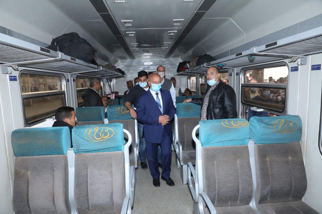 جولة وزير النقل اليوم بمحطة مصر للسكك الحديدية