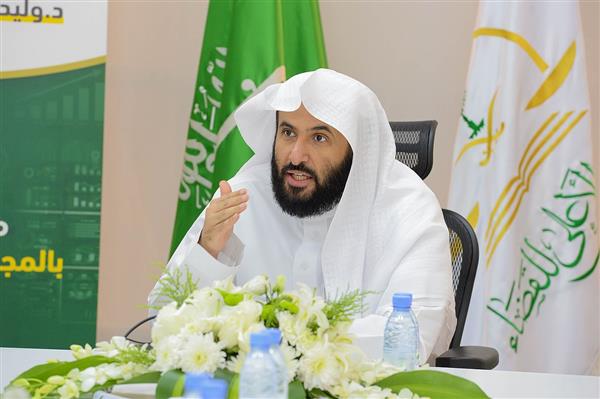 وزير العدل السعودي يؤكد أهمية الاستفادة من دراسة آثار كورونا على الإجراءات القانونية