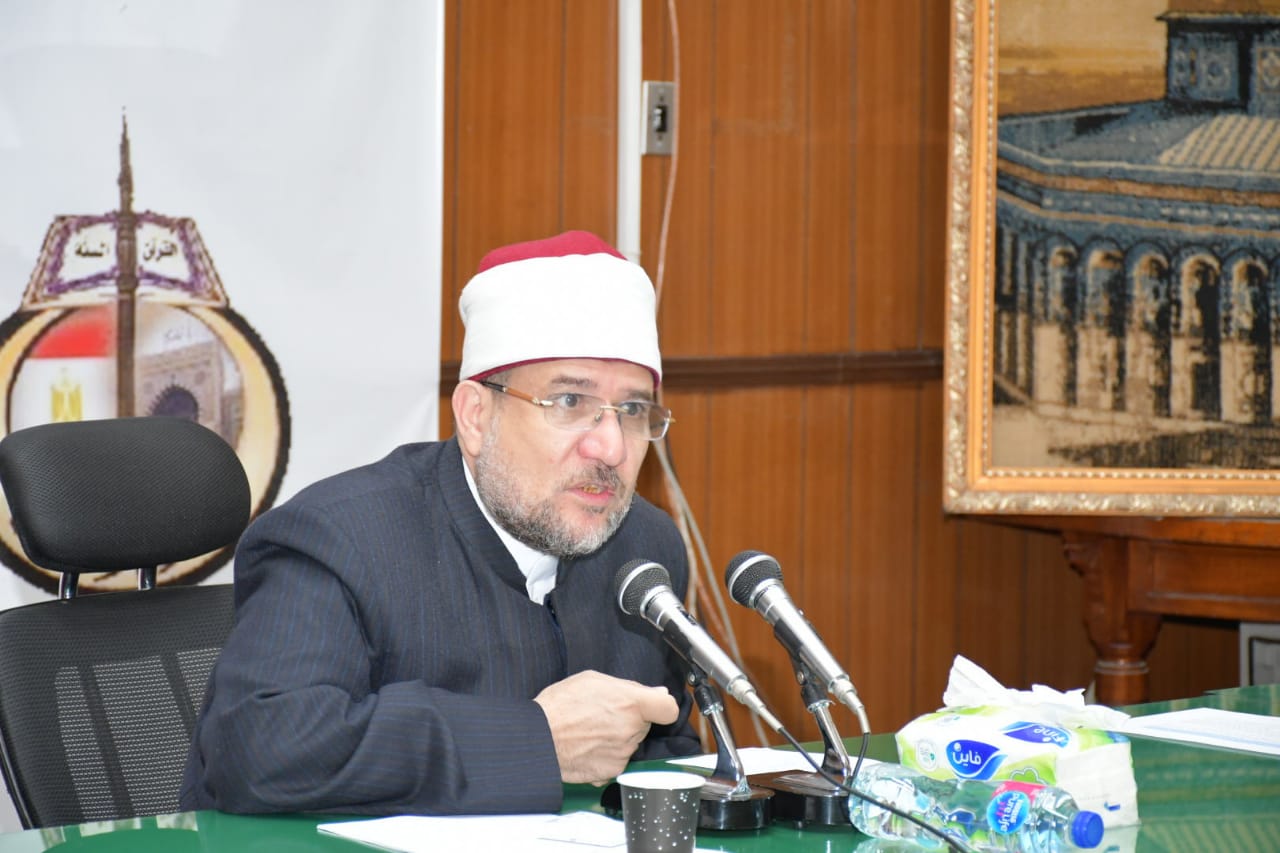وزير الأوقاف، خلال اجتماعه بمديري المديريات الإقليمية