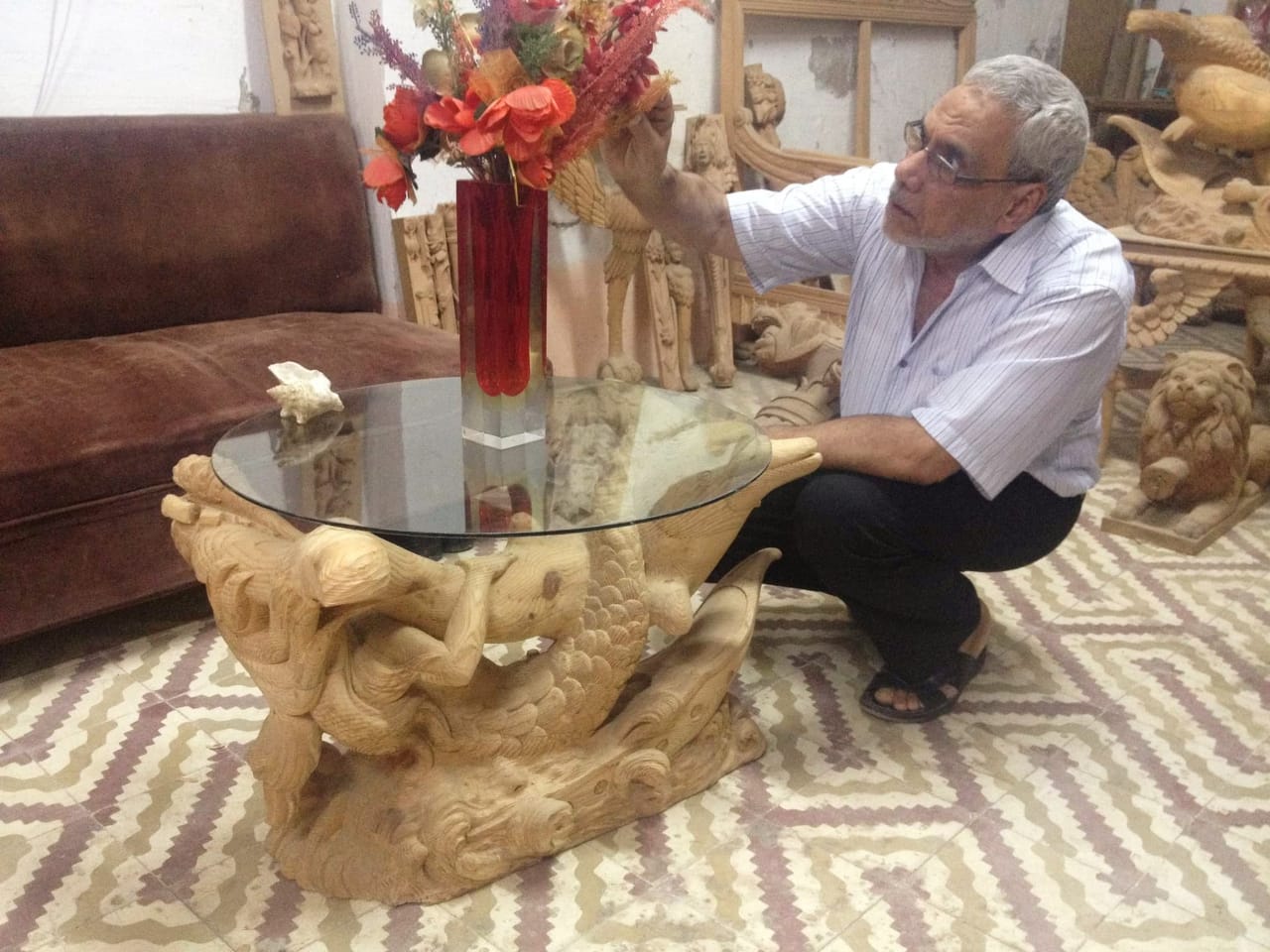 إبداعات الحاج حسن سعد ملك الأويما في دمياط 